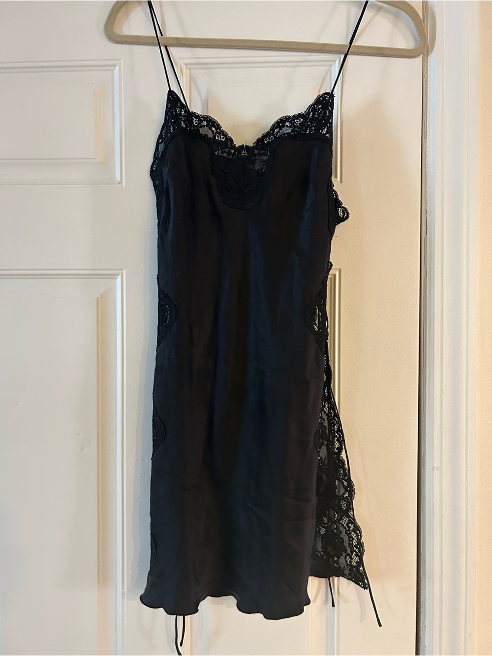 Jane Woolrich England Luxury silk side tie chemise